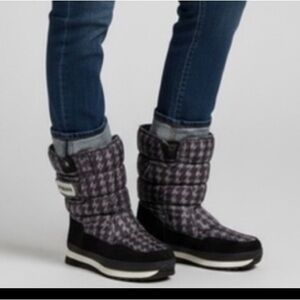 Sakura Women’s active Moon Storm ready Snow boots size 8